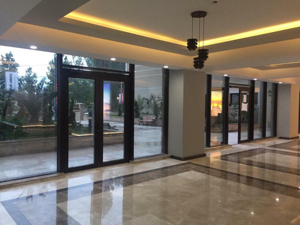 Rose Luxury Apartment 마마이아 외부 사진